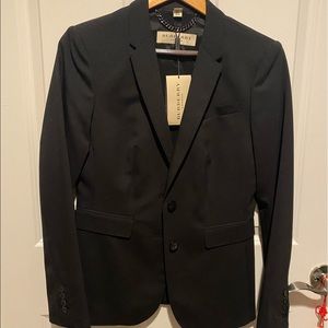 Burberry suit black size 40 brand new with tag